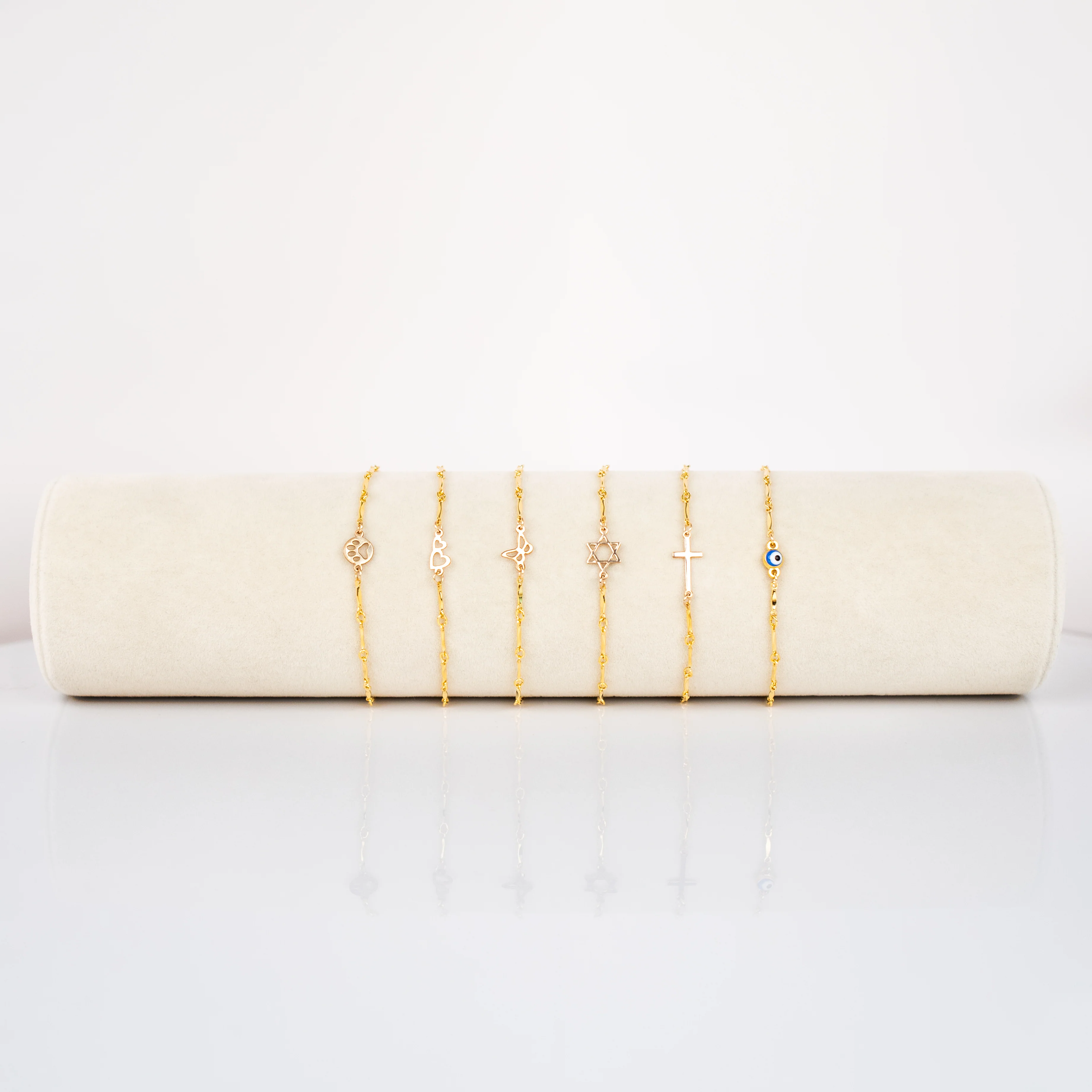 Golden Bar Bracelet - Image 3