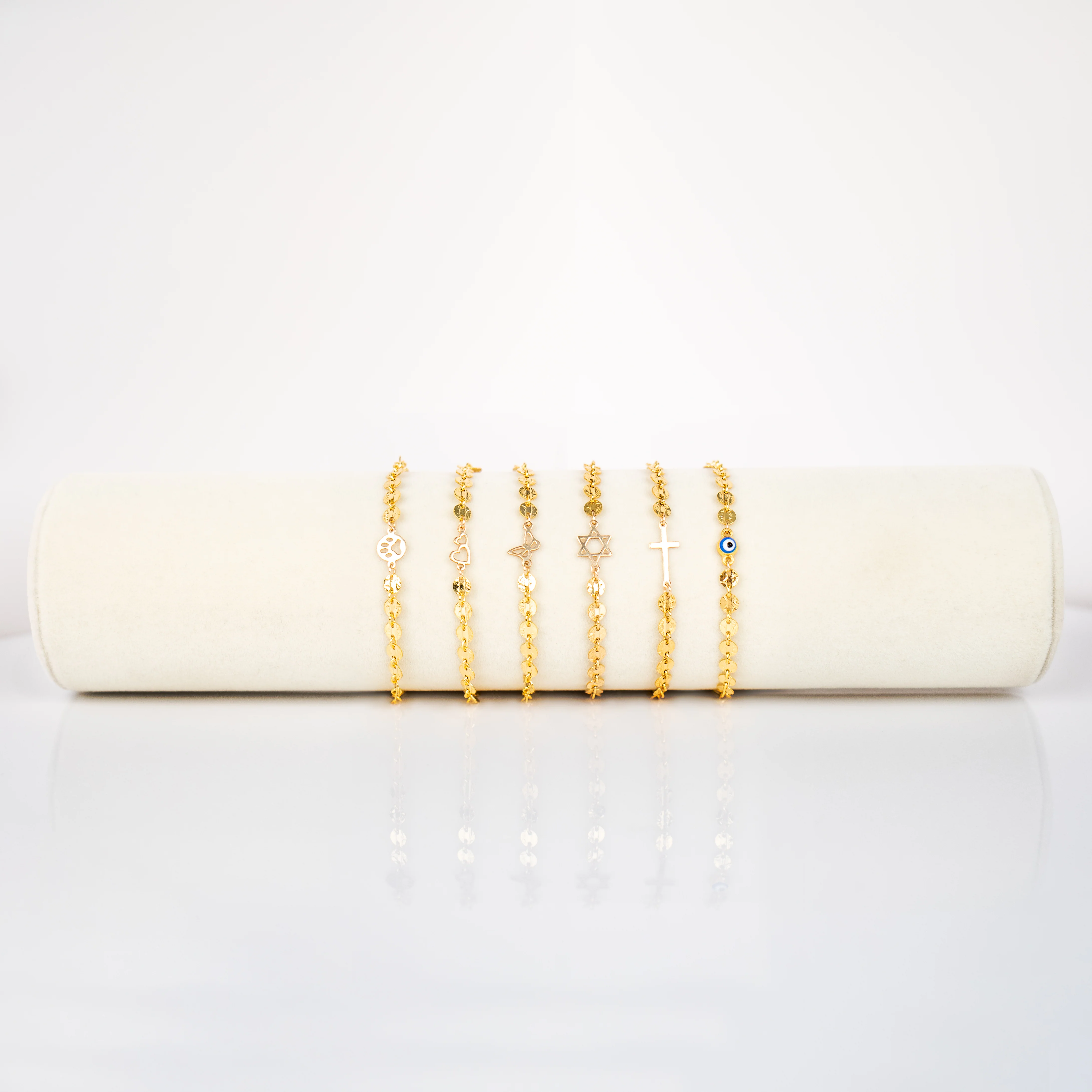 Golden Disc Bracelet - Image 3